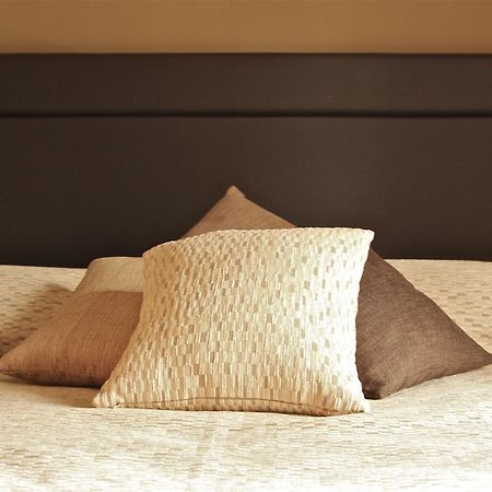 Bronzino House Bed & Breakfast Milan Bagian luar foto