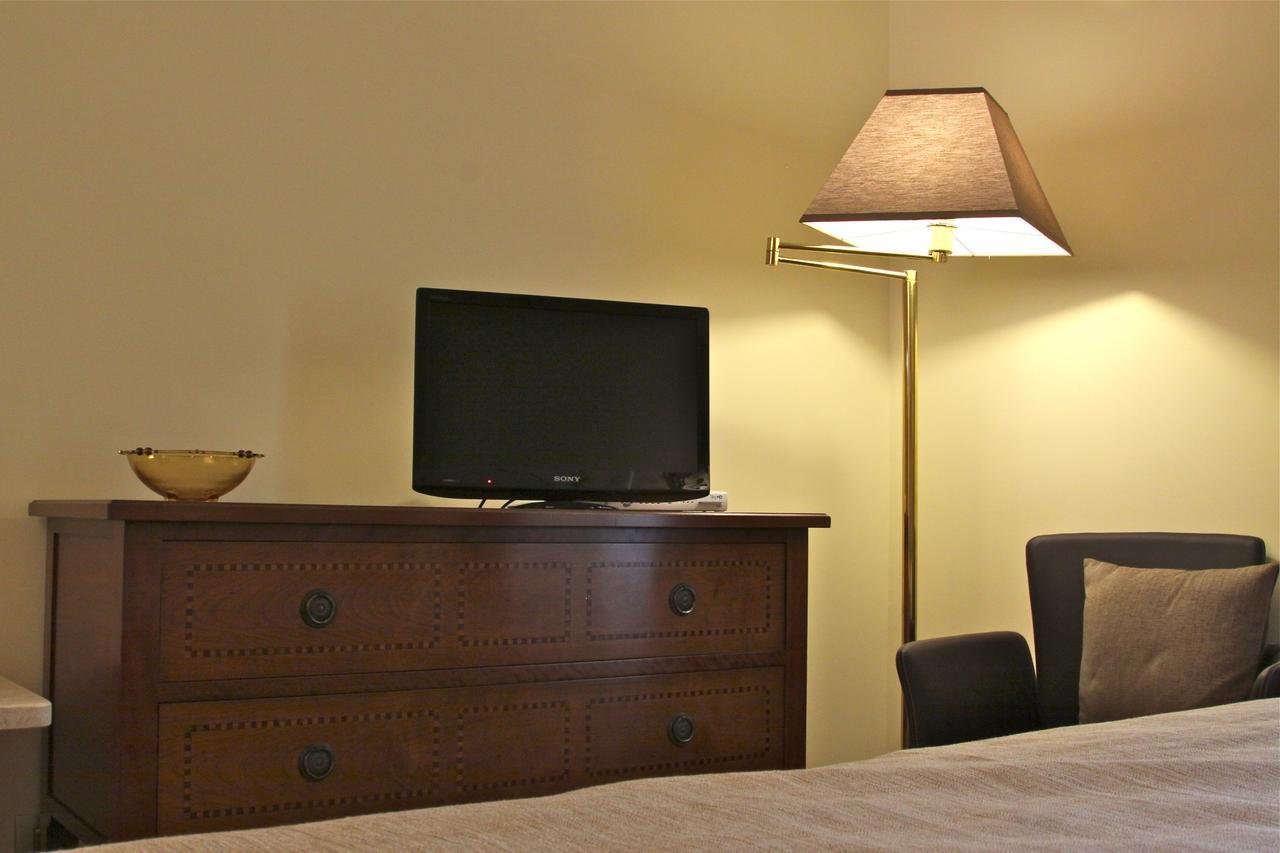 Bronzino House Bed & Breakfast Milan Bagian luar foto