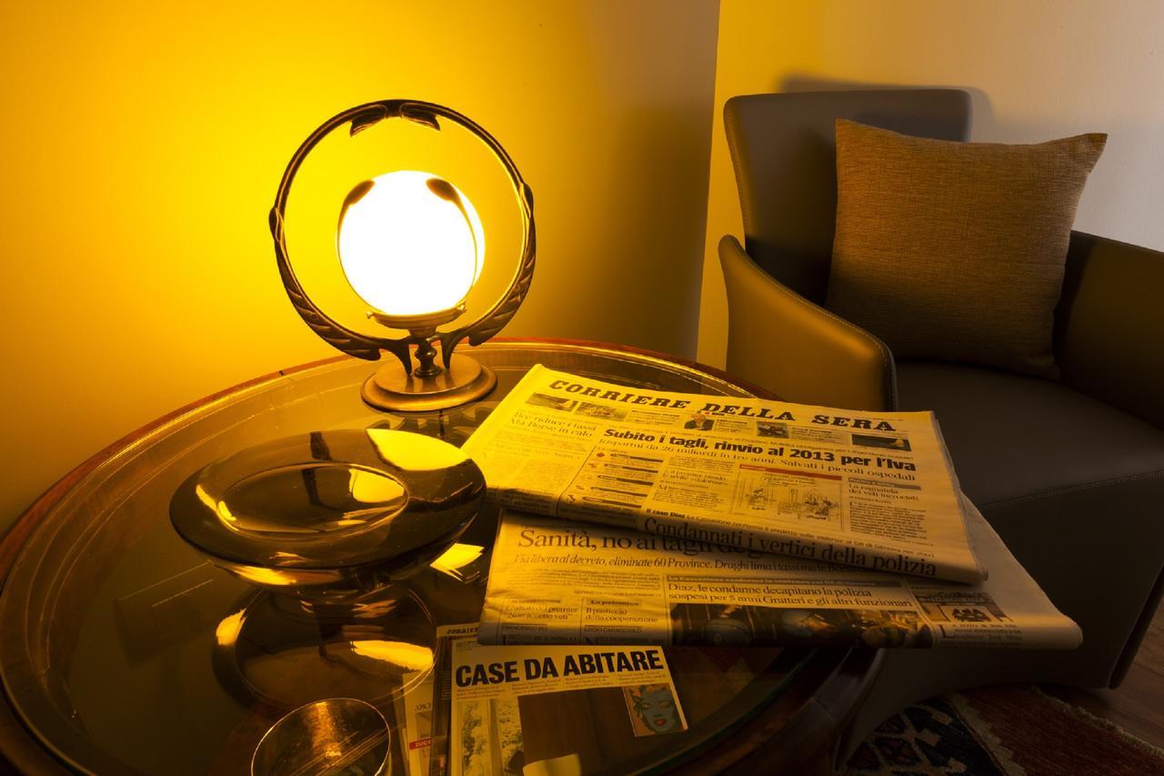 Bronzino House Bed & Breakfast Milan Bagian luar foto