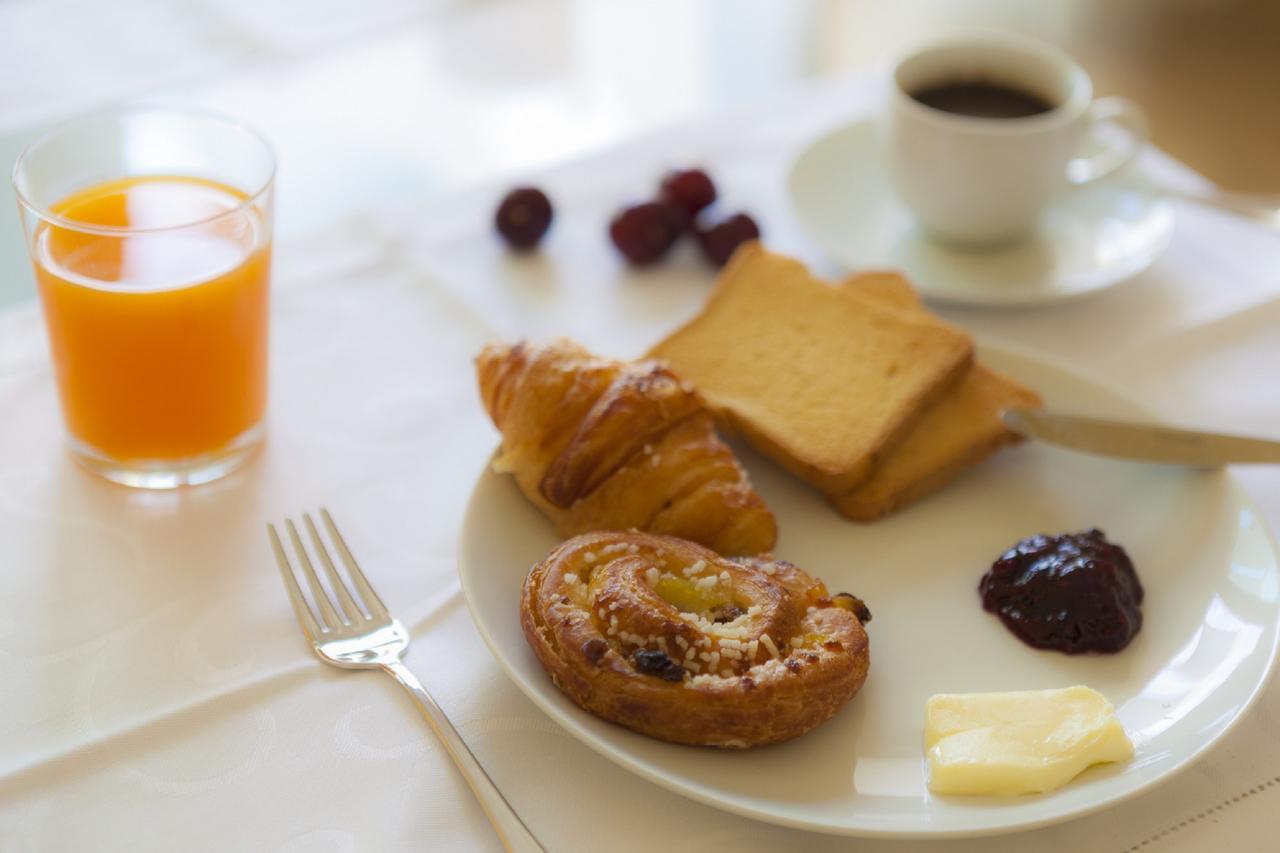 Bronzino House Bed & Breakfast Milan Bagian luar foto
