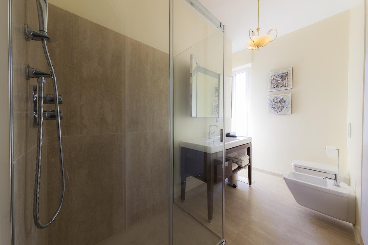 Bronzino House Bed & Breakfast Milan Bagian luar foto
