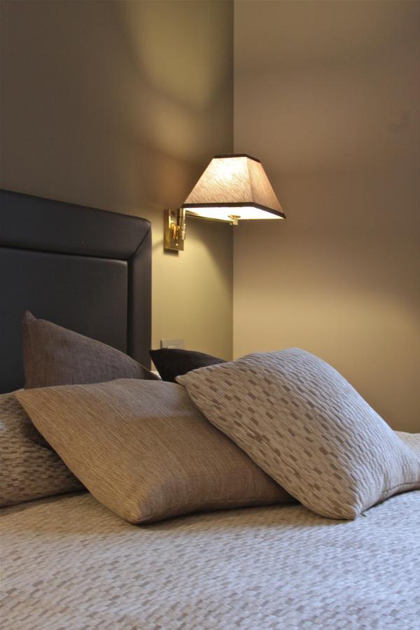Bronzino House Bed & Breakfast Milan Bagian luar foto